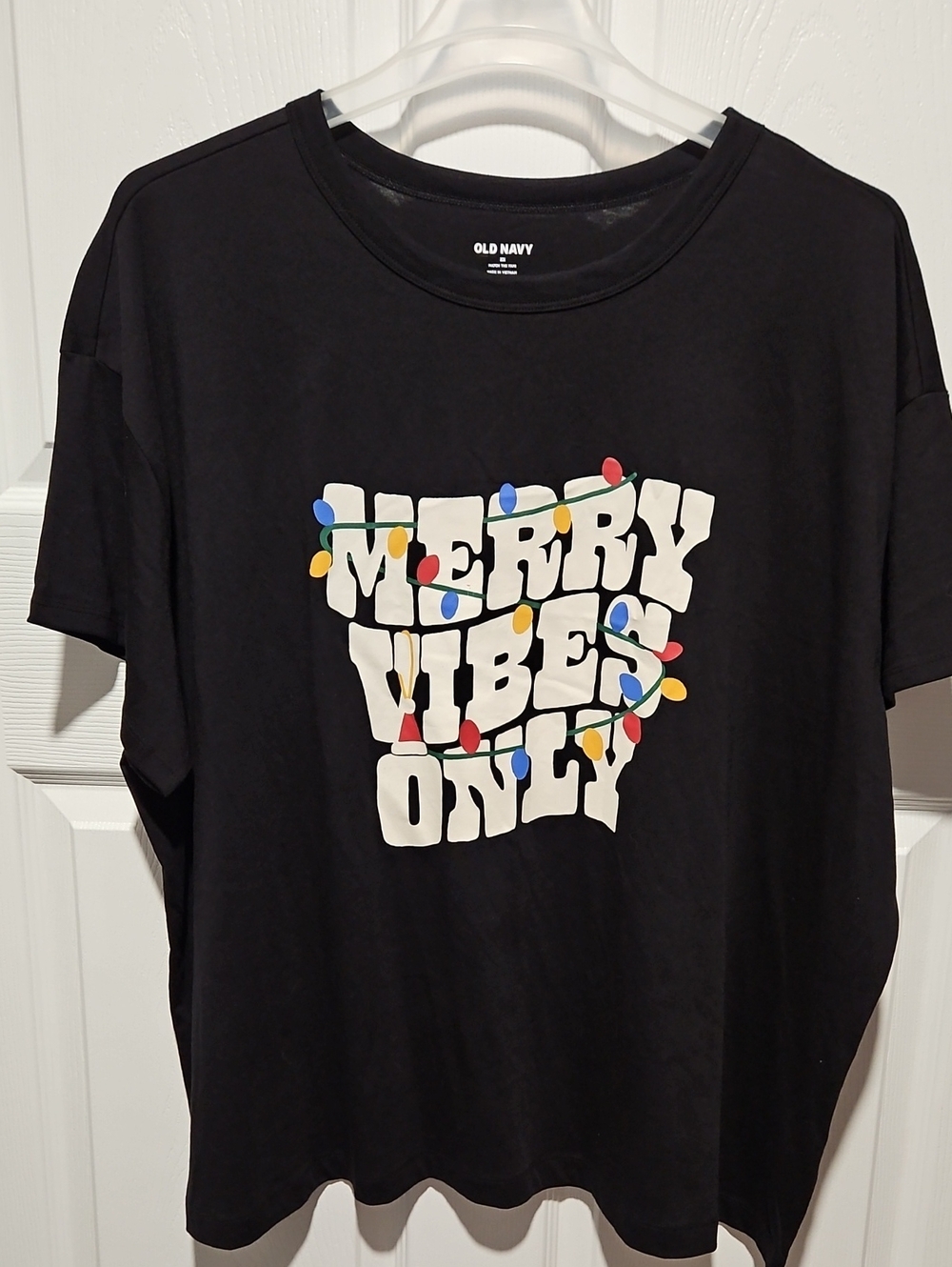 Old Navy Men's Black 'Merry Vibes Only' Graphic Tee